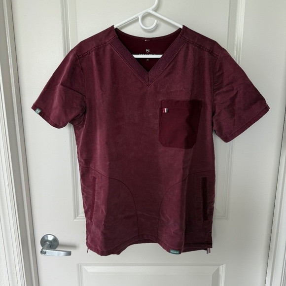 Men's Mediclo Velvet Medical Scrub Set Maroon Burgundy M Medium - Picture 1 of 11